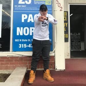 Meet your Posher, Ace